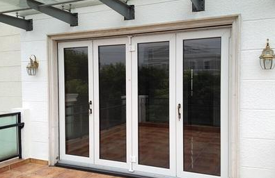 家里裝修塑鋼門窗到底換不換，給你一個滿意的答案